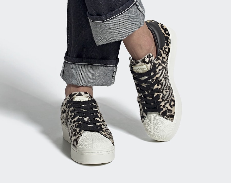 adidas superstar cheetah print