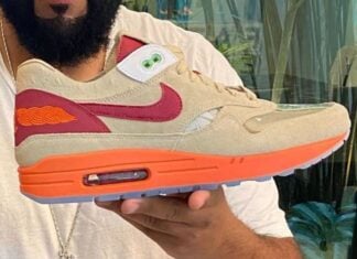 air force 1 orange bottom