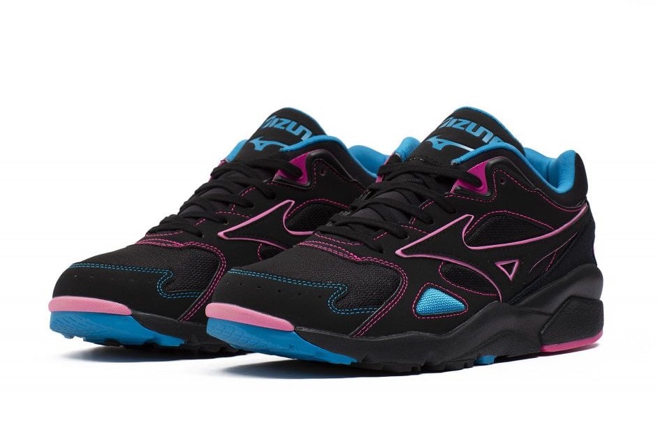 Mizuno Sky Medal Black Pink Blue Release Date Info