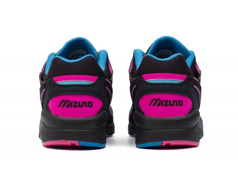 Mizuno Sky Medal Black Pink Blue Release Date Info