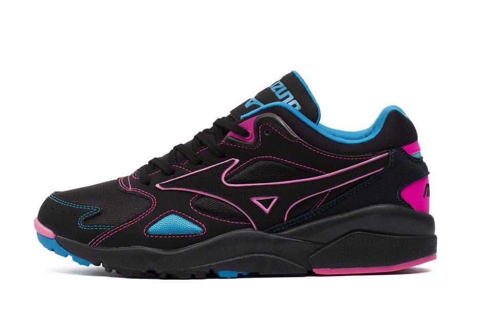 Mizuno Sky Medal Black Pink Blue Release Date Info