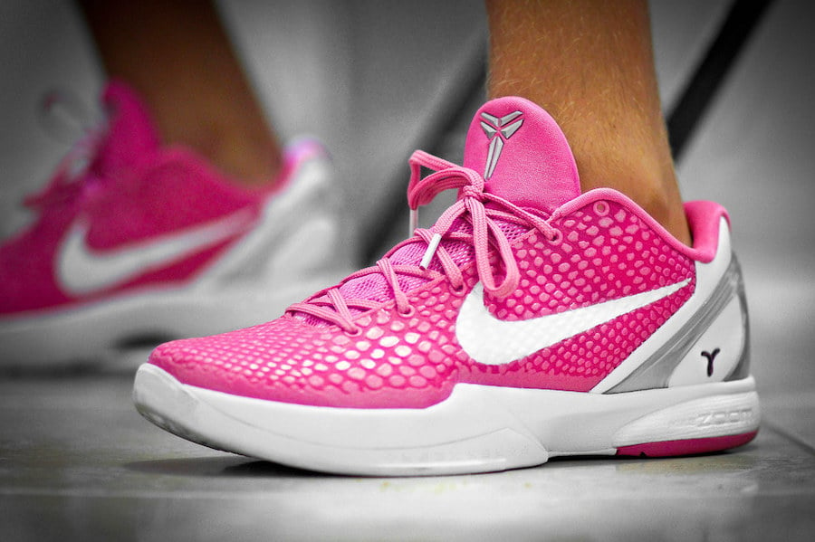 pink nike's