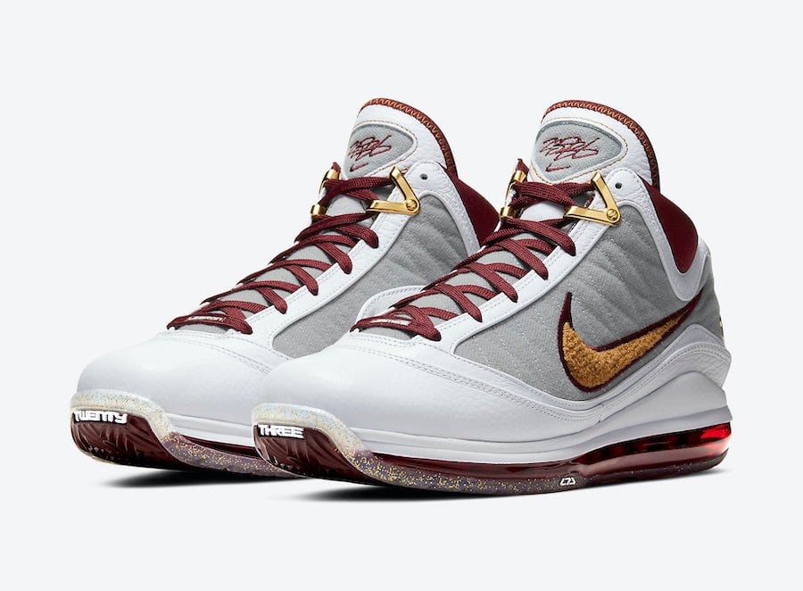 nike lebron 7 gold