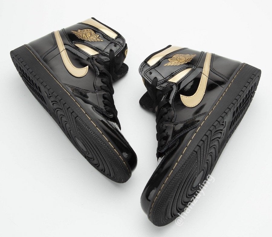 Air Jordan 1 Black Metallic Gold Patent Leather 555088-032 Release Details