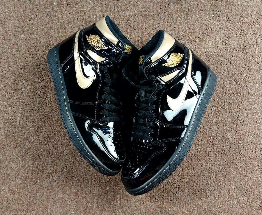 Air Jordan 1 Patent Black Gold 555088-032 Release Info