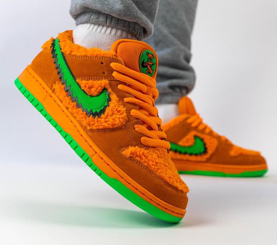 Grateful Dead Nike SB Dunk Low Orange Bear CJ5378-800 On Feet