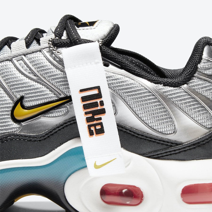 Nike Air Max Plus GS Sky Nike CW6010-001 Release Date Info