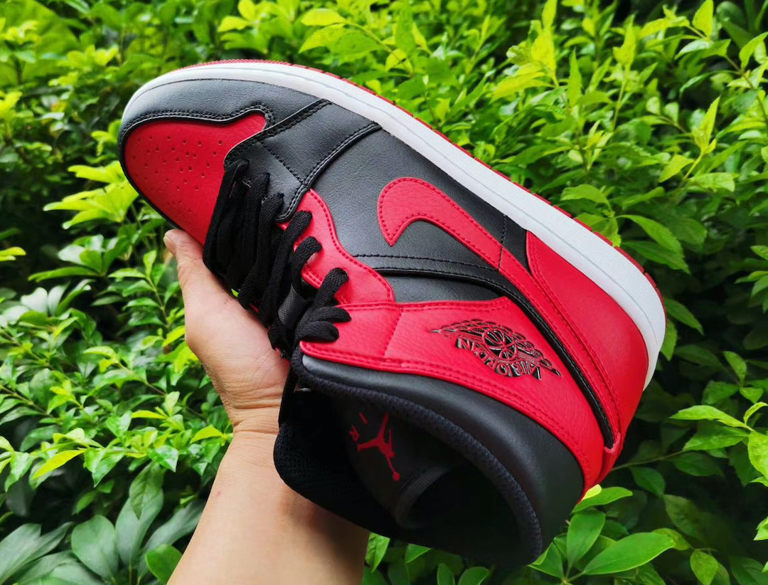 air jordan 1 mid bred release date