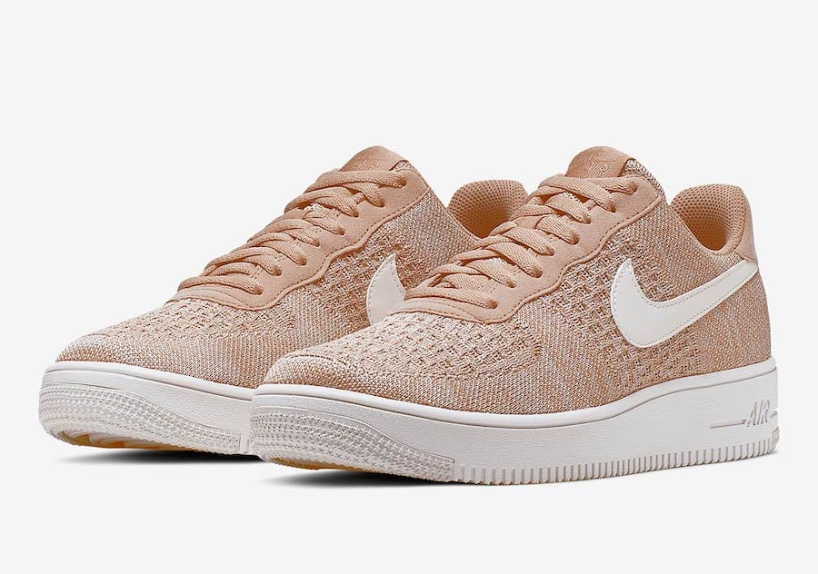 Nike Air Force 1 Flyknit 2.0 in Sand