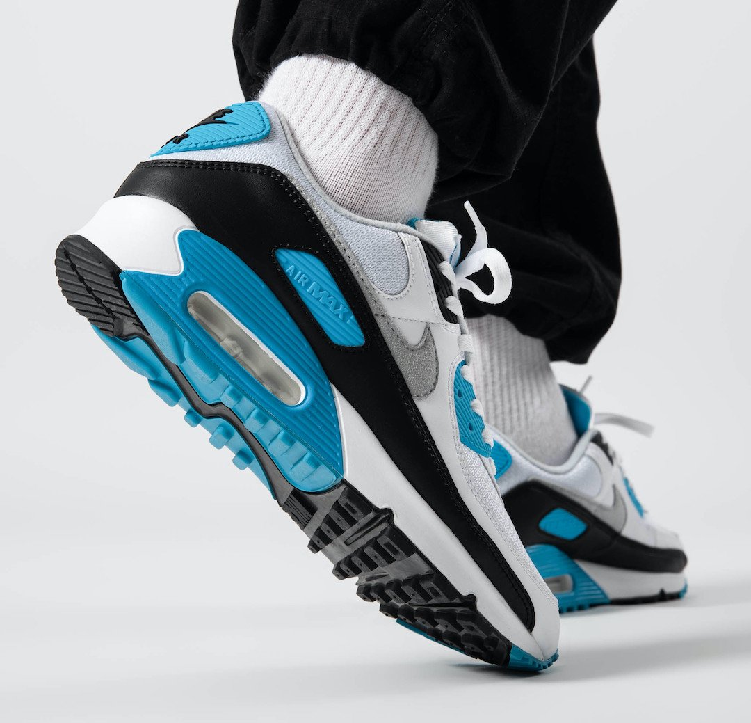 nike air max iii laser blue