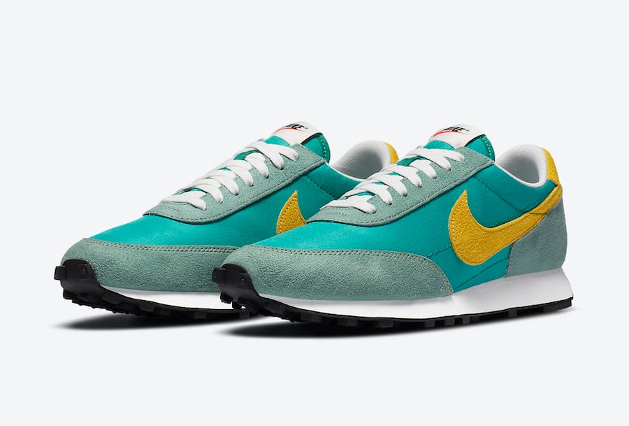 Nike Daybreak SP in Neptune Green and Speed Yellow