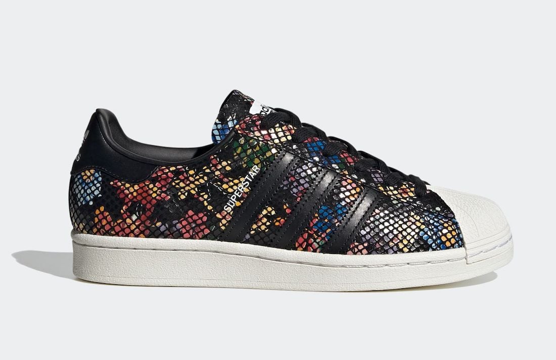 adidas superstar print junior