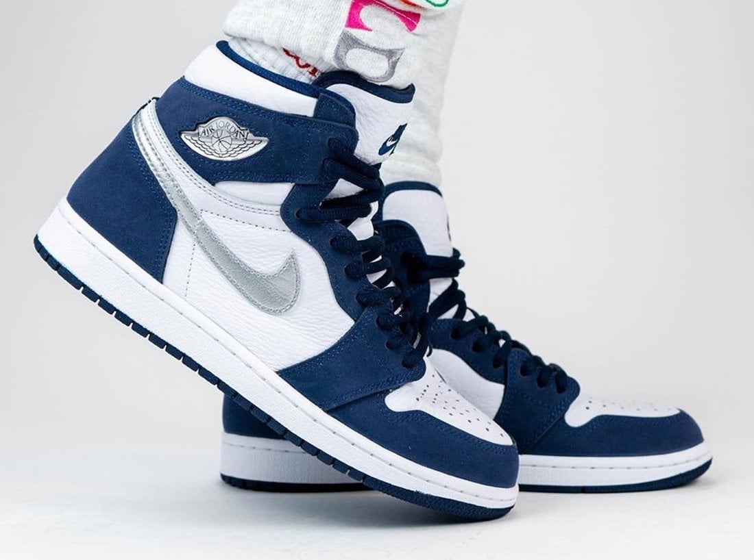 jordan 1 mid navy and white