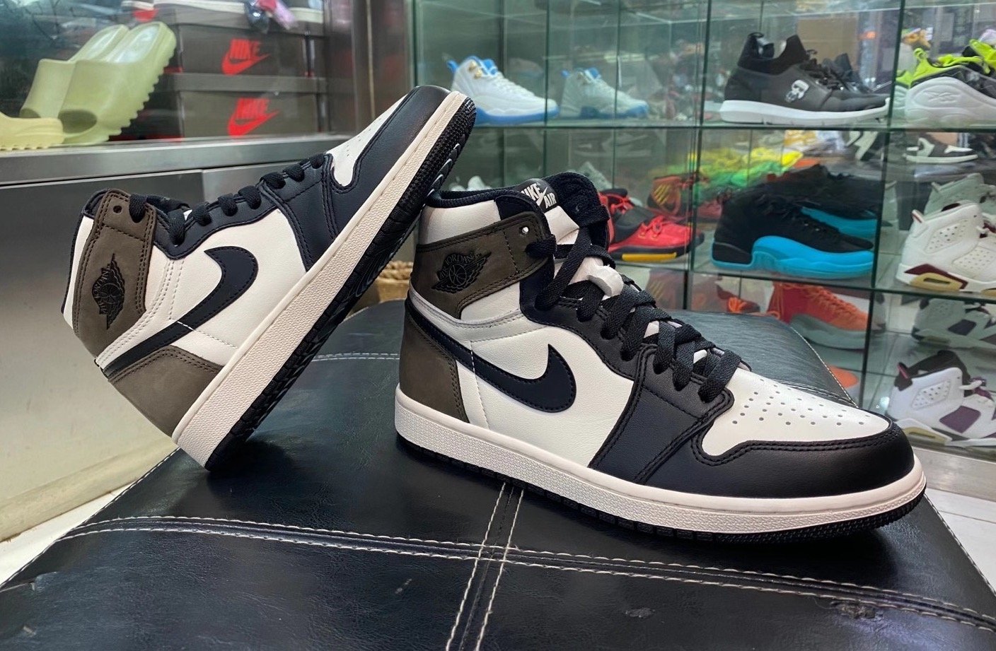 jordan 1 halloween 2020