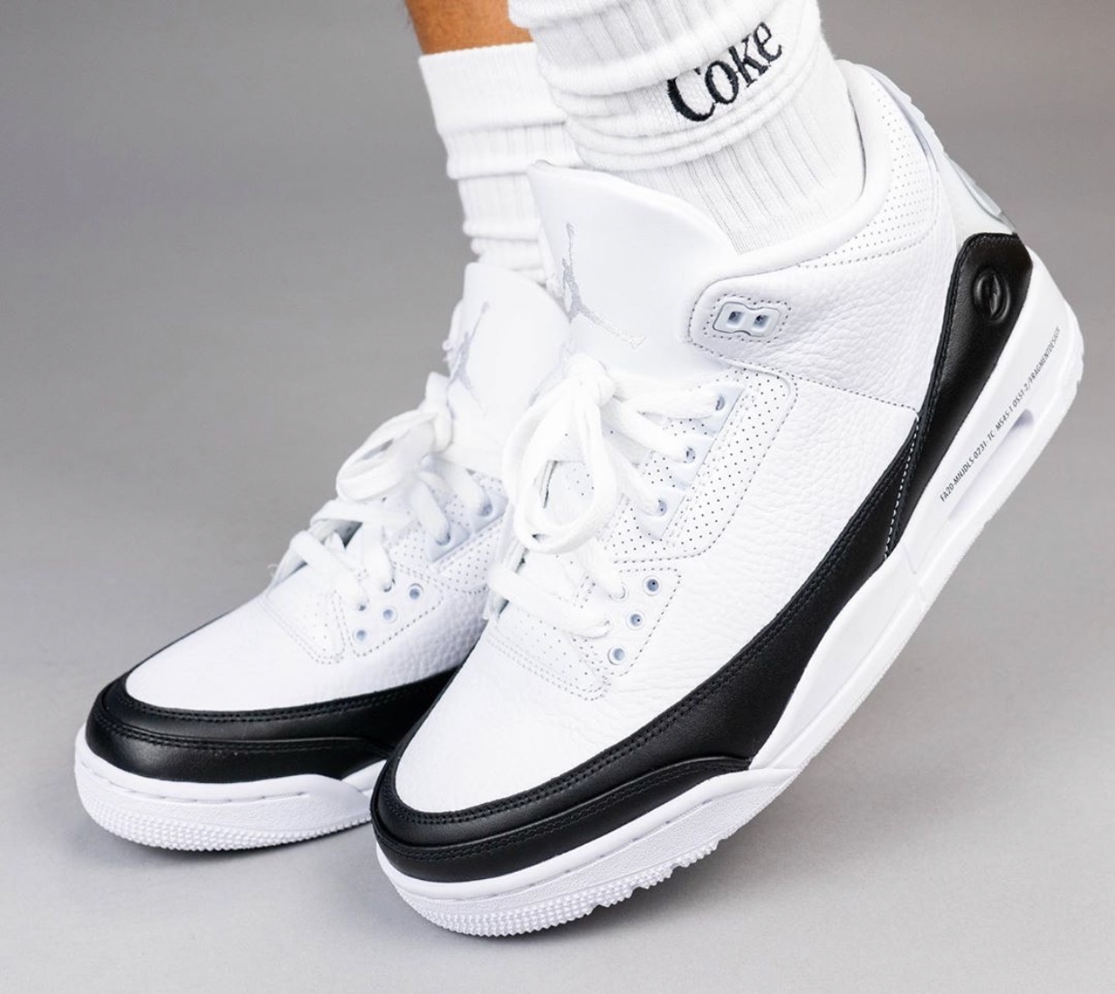 Fragment x Air Jordan 3 DA3595-100 On Feet Release Date