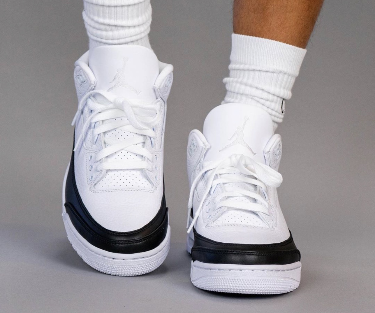 Fragment x Air Jordan 3 DA3595-100 On Feet Release Date