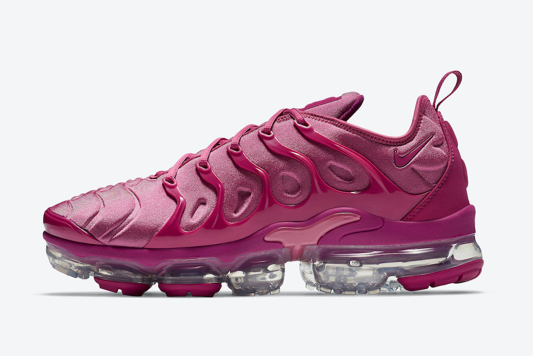 nike air vapor max plus pink