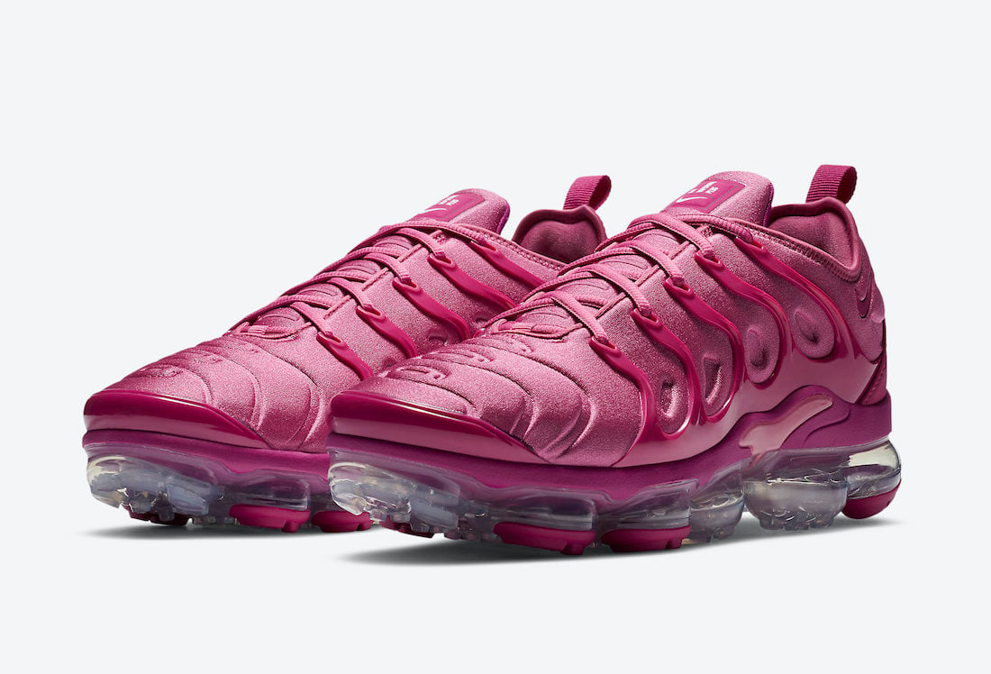 nike air vapormax plus pink