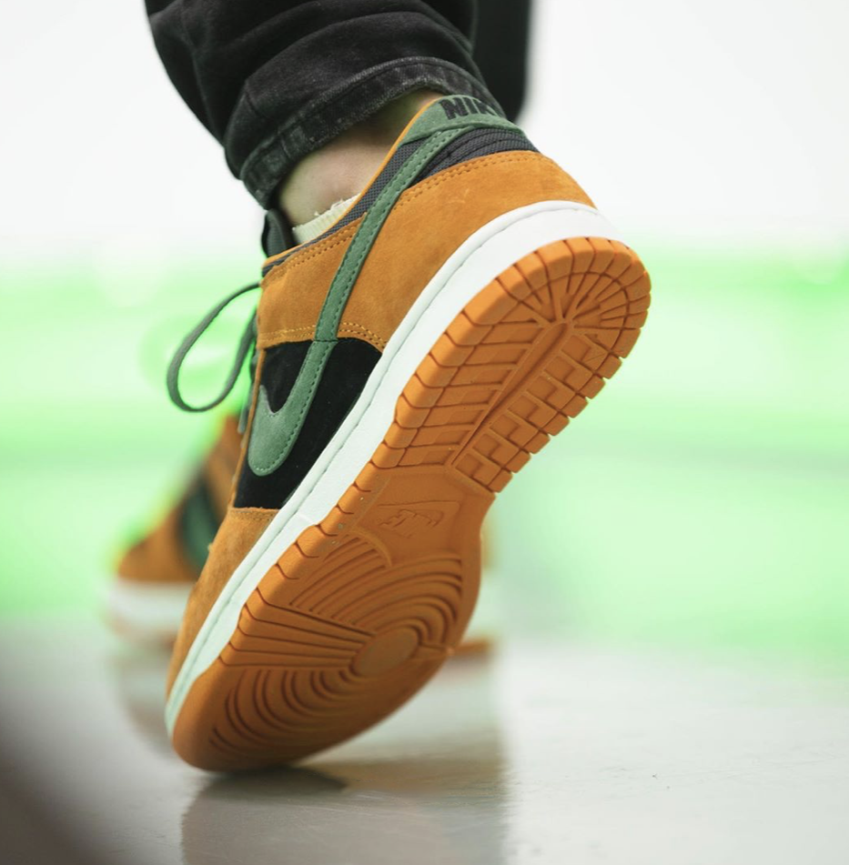 Nike Dunk Low Ceramic DA1469-001 2020 On Feet