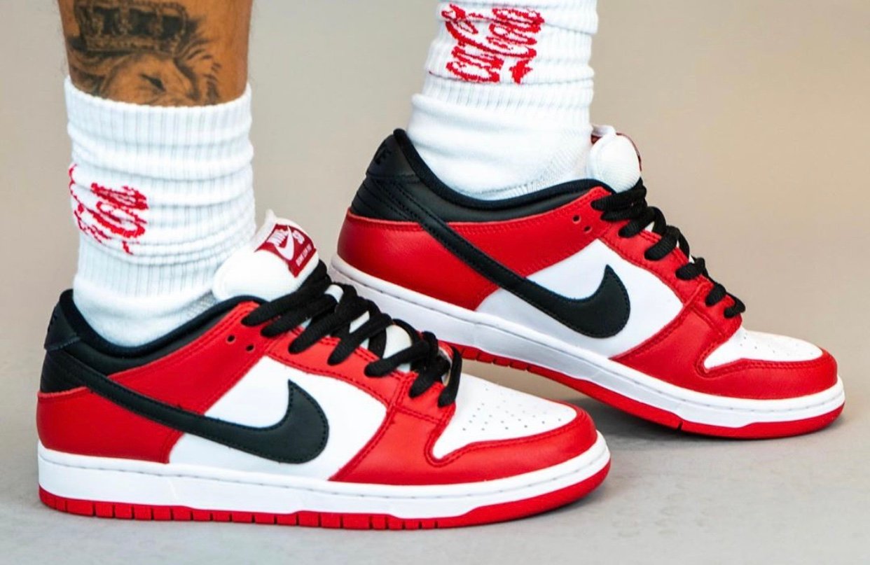 chicago dunk low release