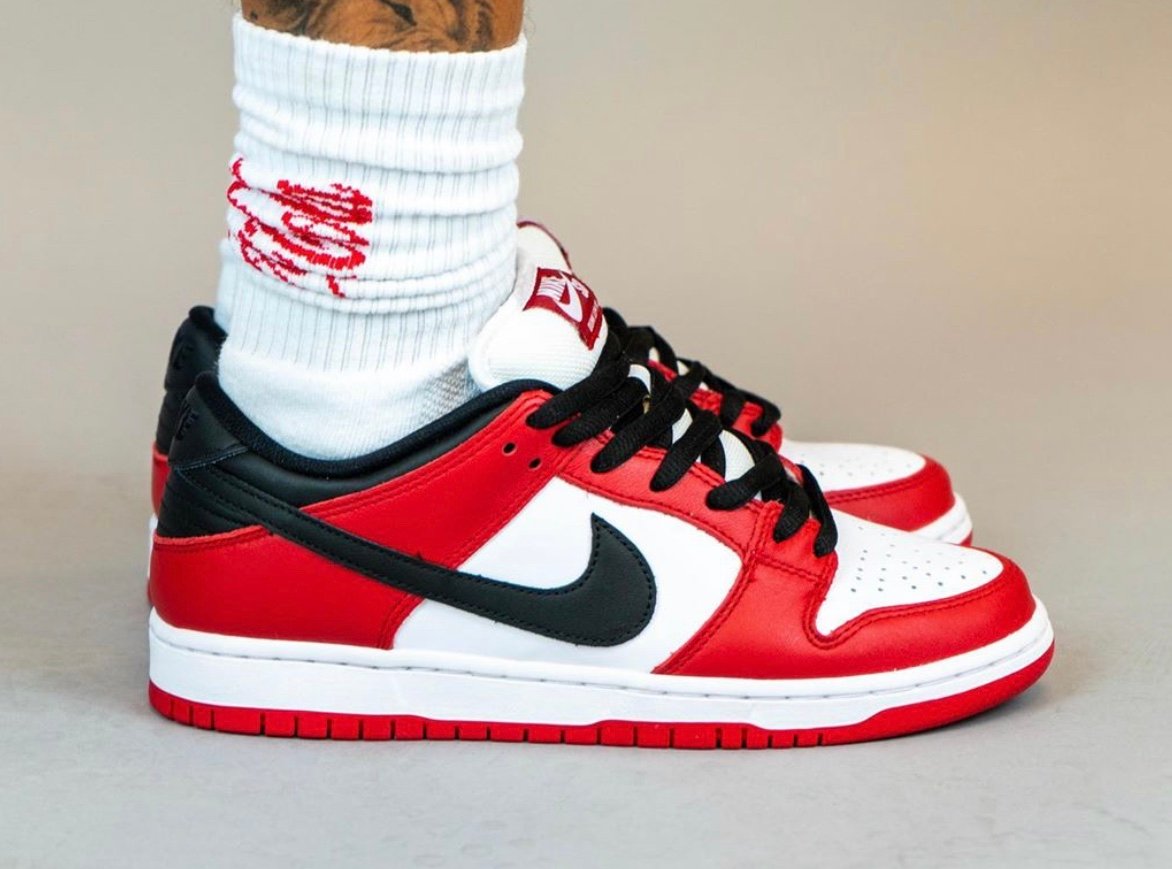 Nike SB Dunk Low Pro Chicago On Feet BQ6817-600