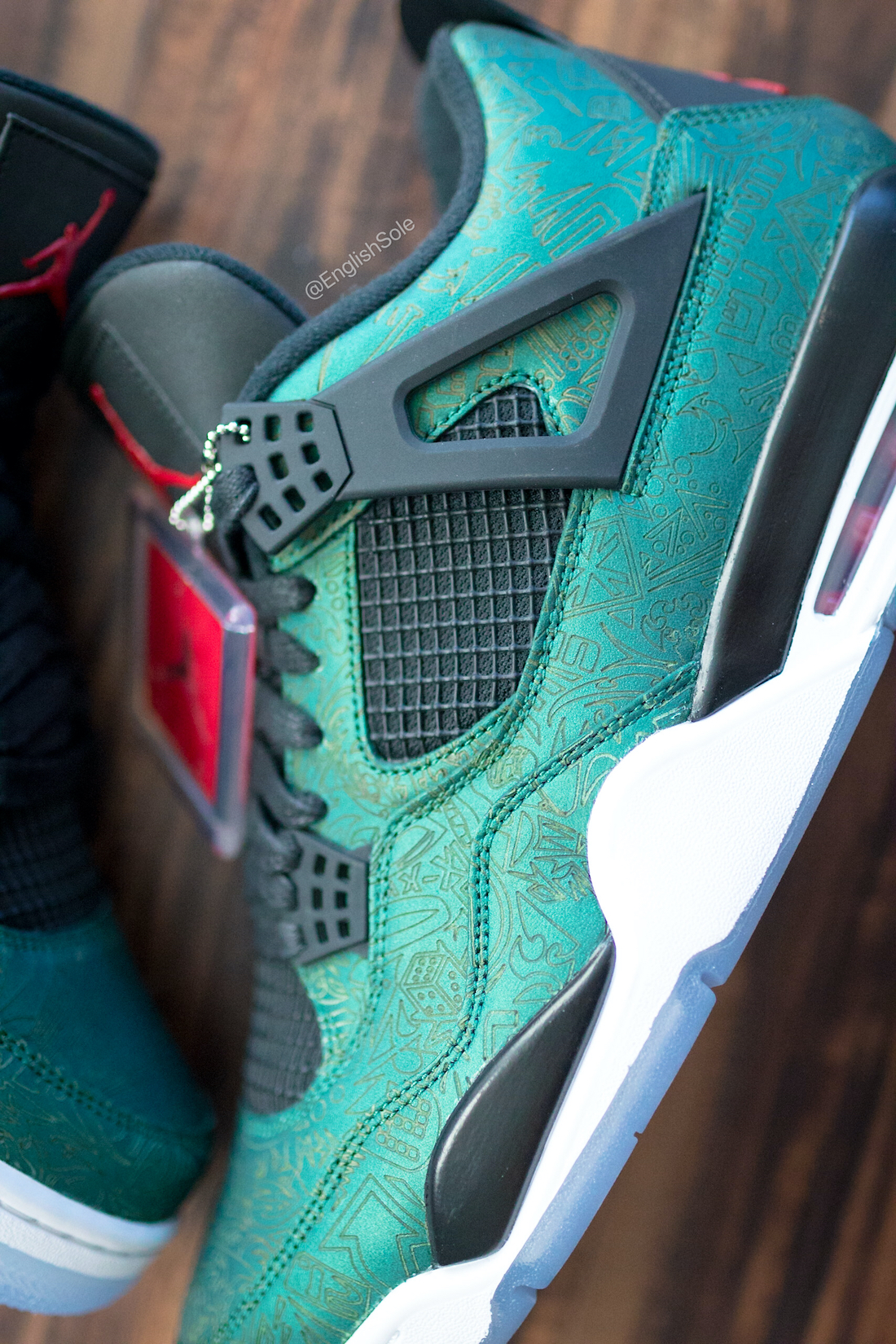 Air Jordan 4 Green Laser