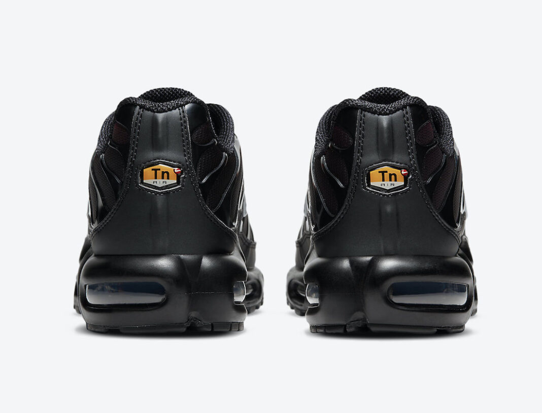 Nike Air Max Plus Black Red DC1936-001 Release Date Info | SneakerFiles