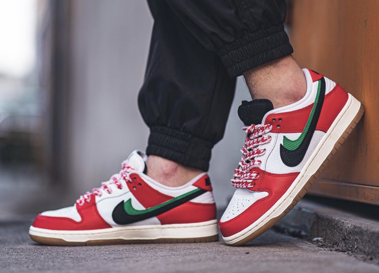 Frame Skate Nike SB Dunk Low Habibi CT2550-600 On Feet