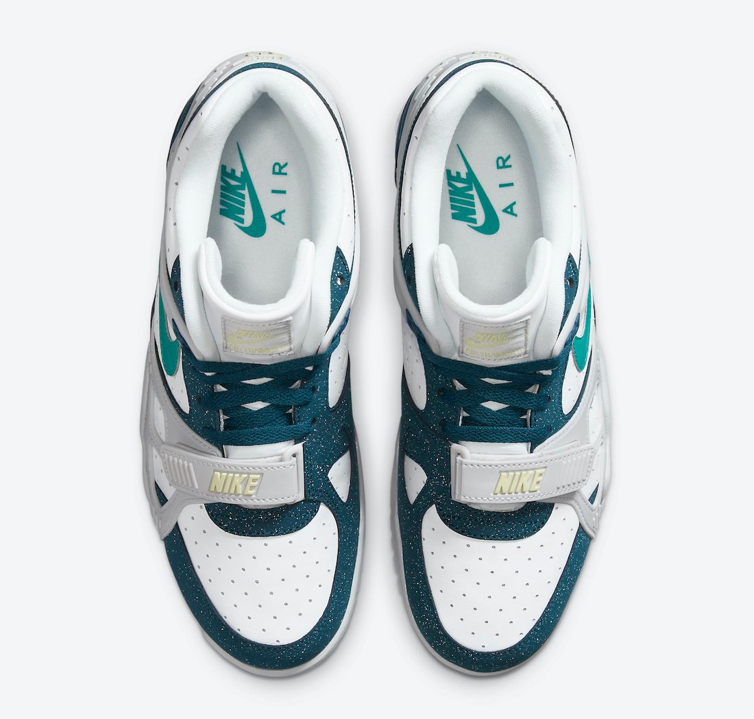 nike turquoise trainers