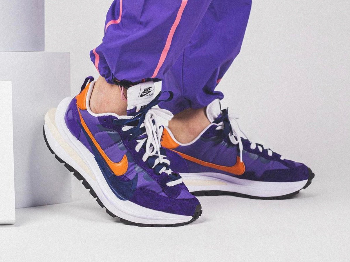 sacai nike online