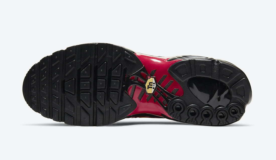 Supreme Nike Air Max Plus Fire Pink DA1472-600 Release Date Info