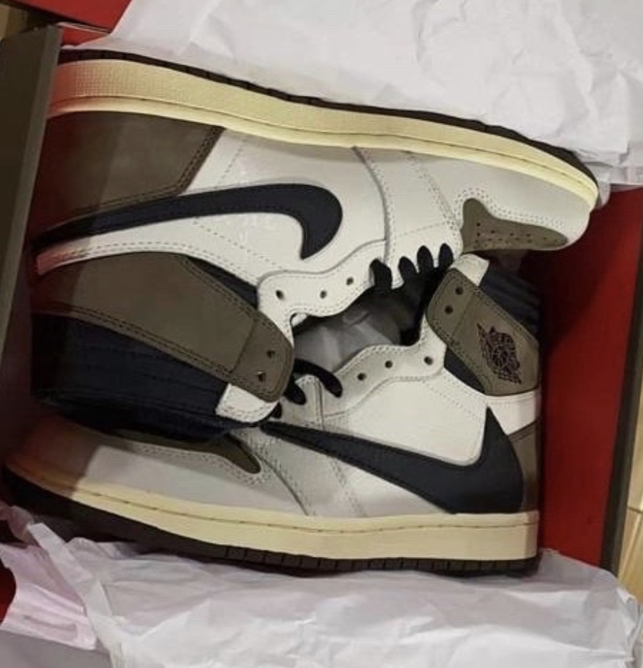 Travis Scott Air Jordan 1 Alternate Reverse