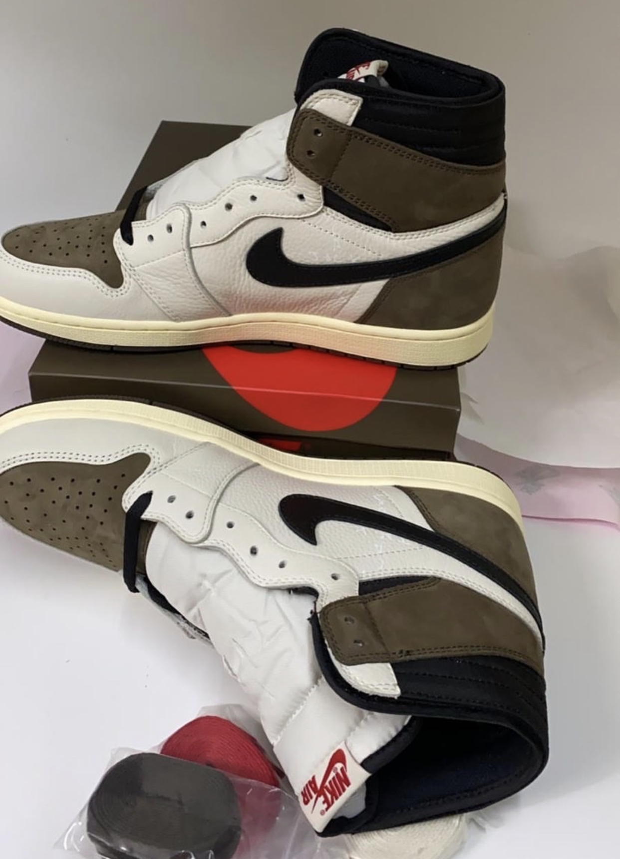 Travis Scott Air Jordan 1 Alternate Reverse