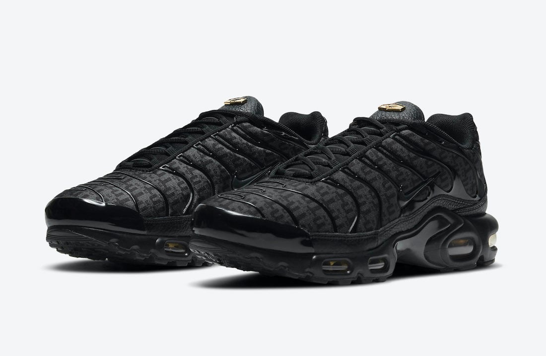 Nike Air Max Plus in All-Black with ‘TN’ Branding