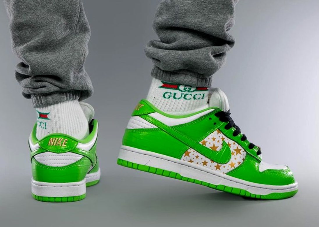 Supreme Nike SB Dunk Low Green Stars DH3228-101 On Feet
