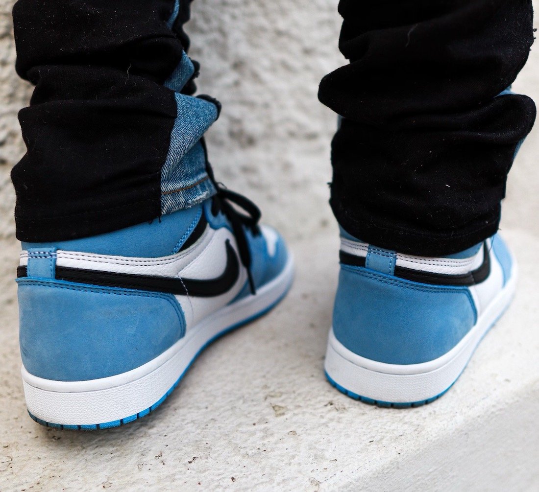 blue jordan 1 on feet