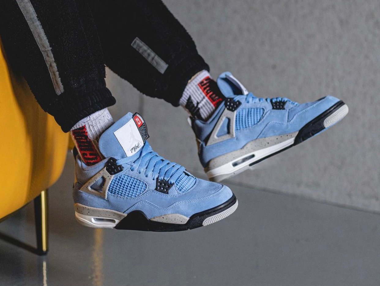 jordan retro 4 university blue