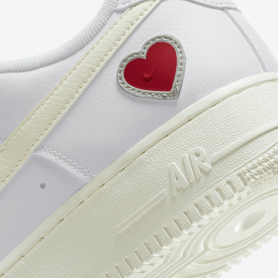 Nike Air Force 1 Valentines Day DD7117-100 Release Date Info