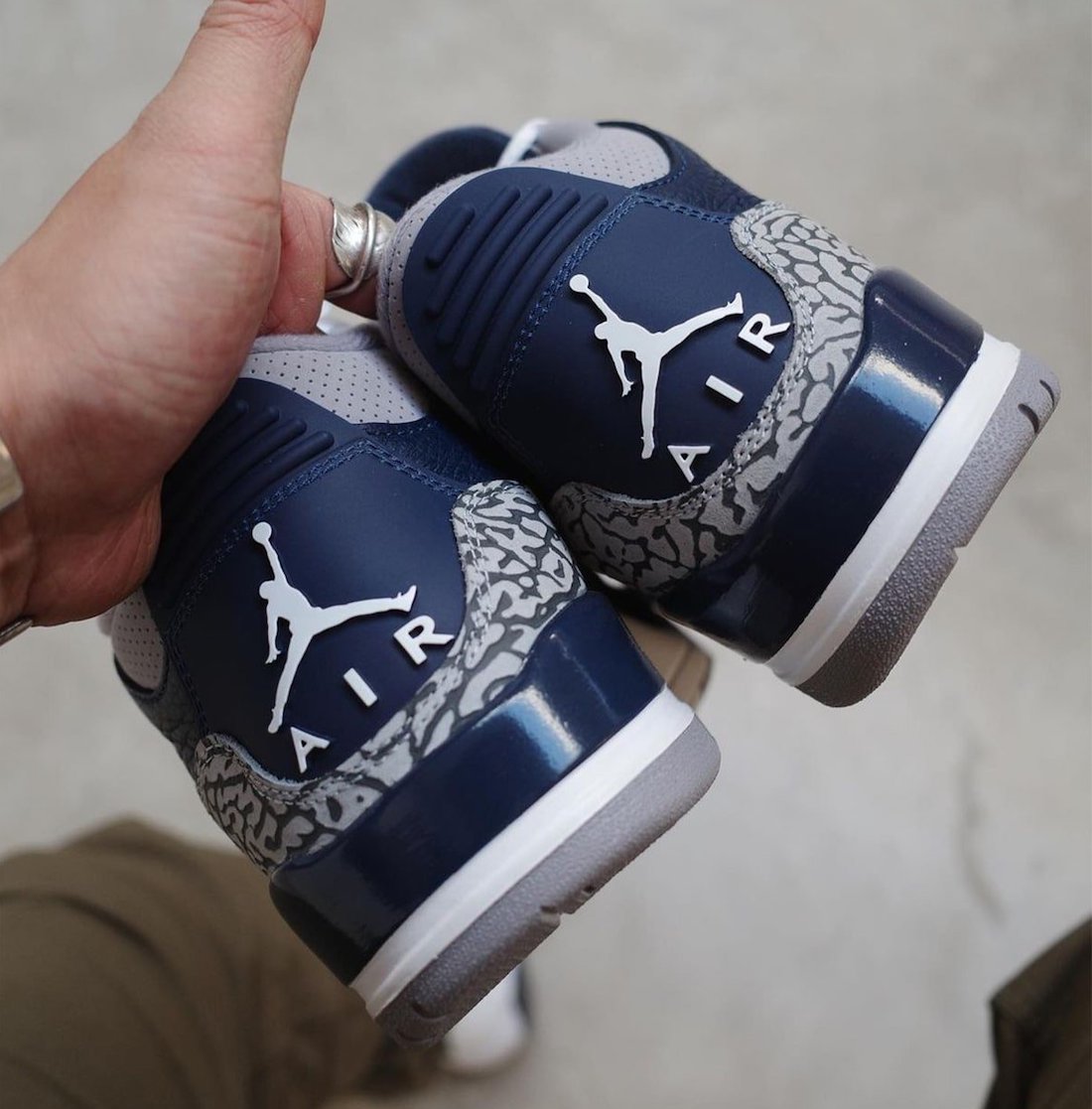 Air Jordan 3 Georgetown Midnight Navy CT8532-401 Release Price