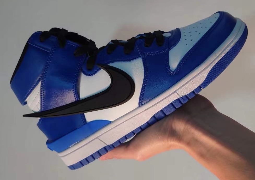 blue nike retro