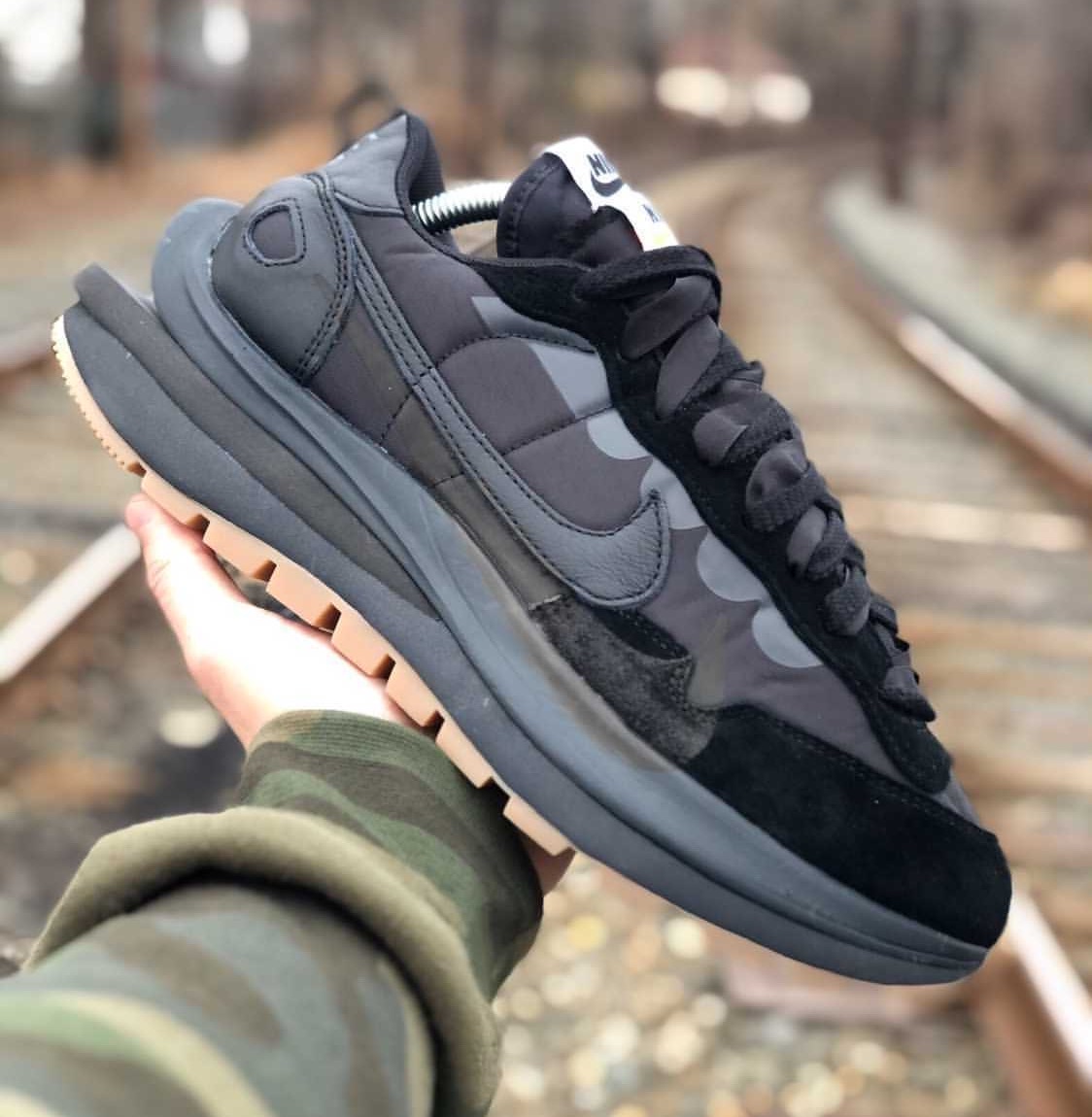 Sacai Nike VaporWaffle Off-Noir Black Gum Release Date Info