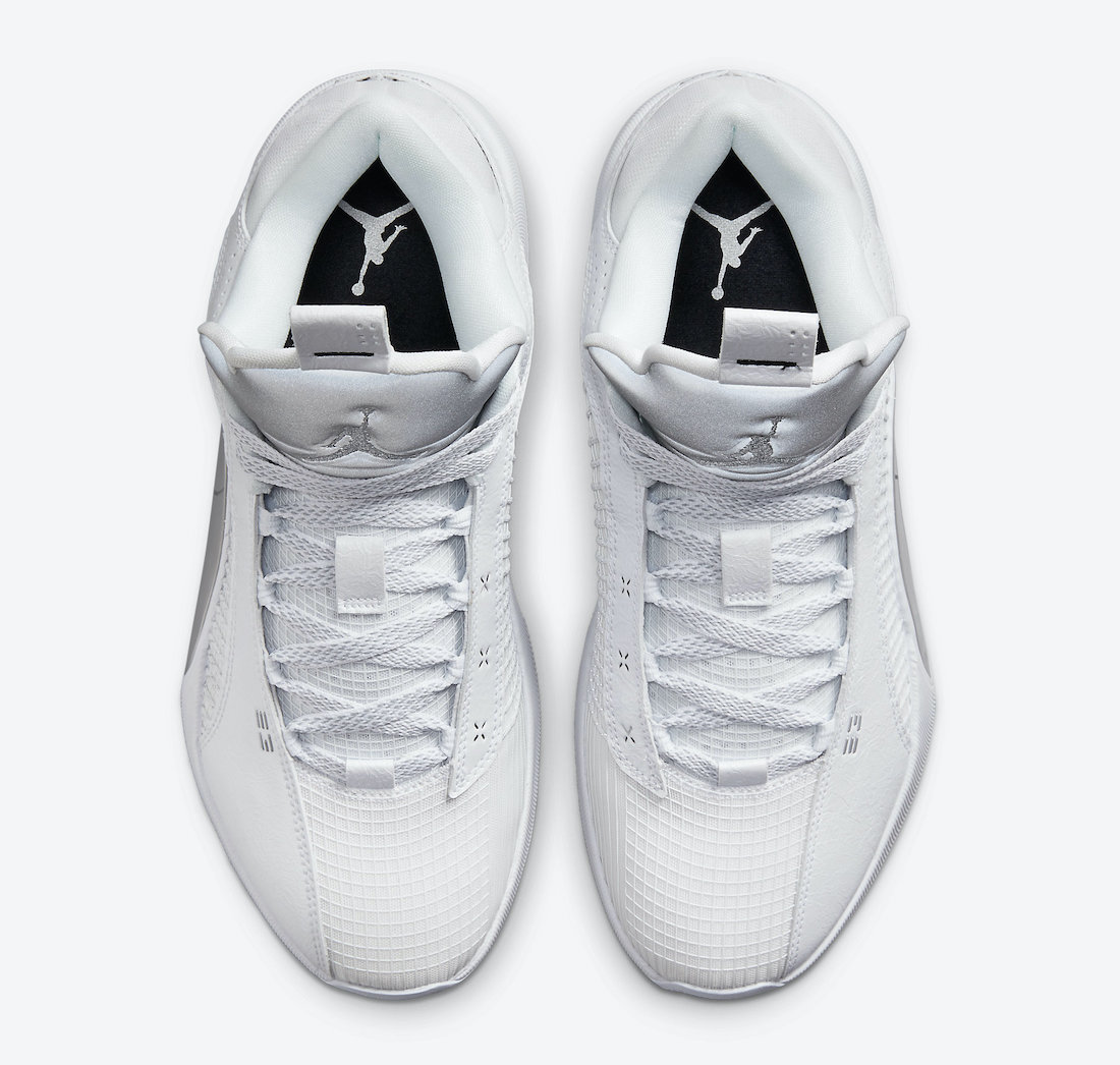 white low cut jordans