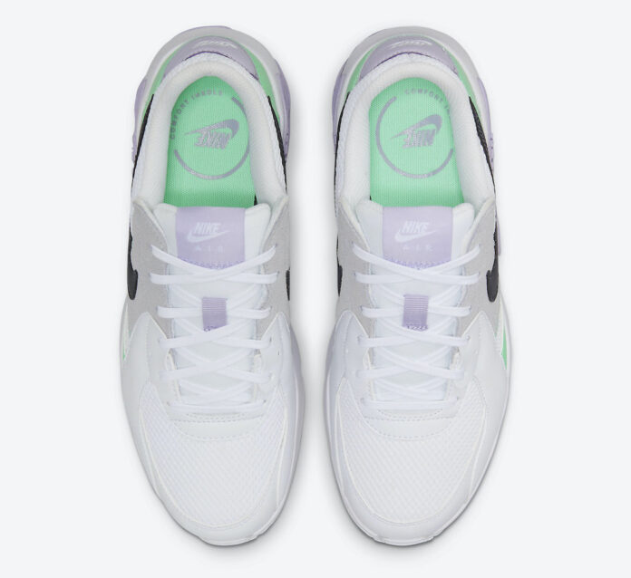 air max excee green and white