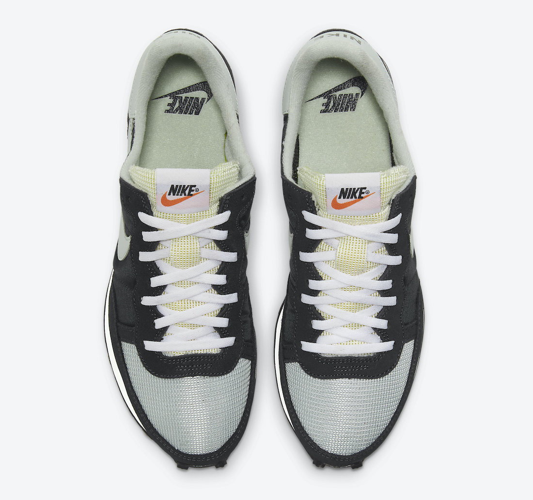 Nike Challenger OG Off Noir Dark Smoke Grey CW7645-007 Release Date Info