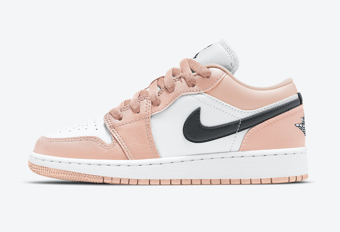 pink court jordan 1