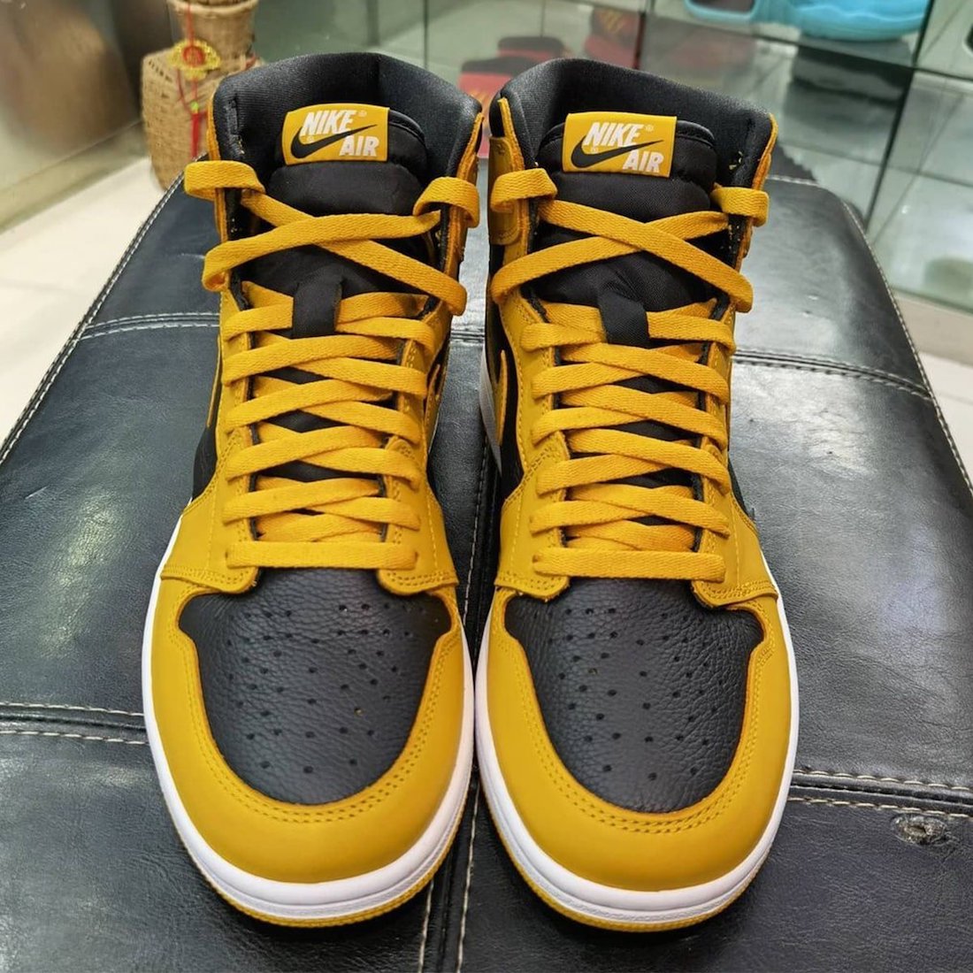 Air Jordan 1 Pollen 555088-701