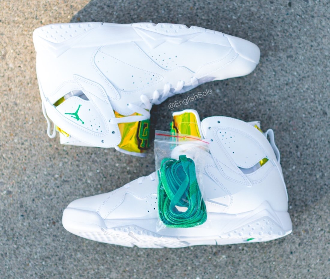 White Air Jordan 7 Oregon Ducks PE