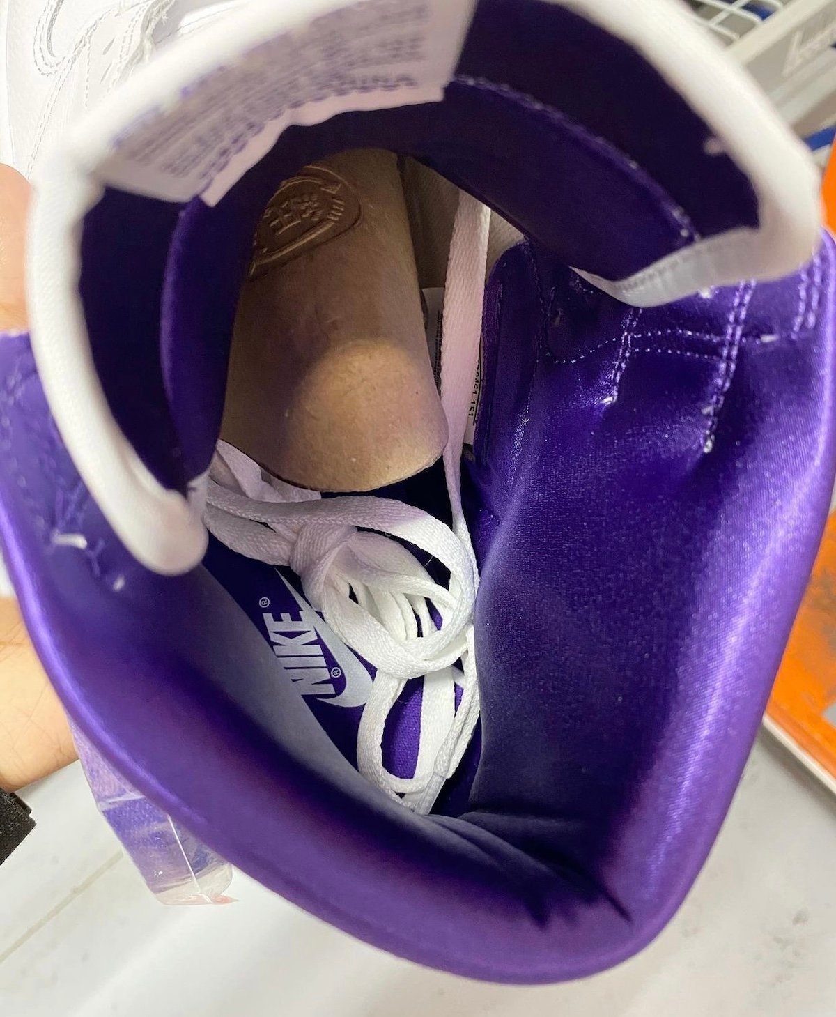 women's air jordan 1 court purple