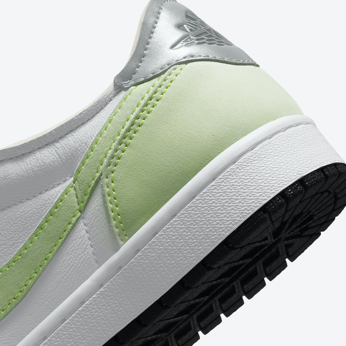 Air Jordan 1 Low OG Ghost Green DM7837-103 Release Date Info