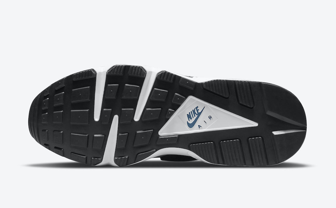 Nike Air Huarache Escape DH9532-201 Release Date Info